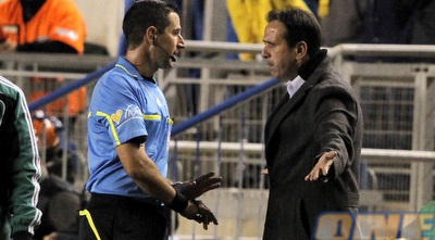 שמואלביץ´ מרחיק את רוני לוי (יוסי ציפקיס)