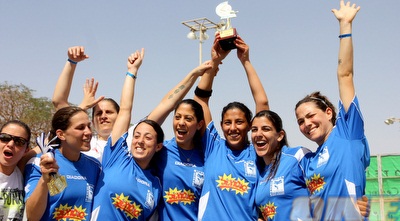 סמינר הקיבוצים חוגגת את הזכייה (יניב גונן)