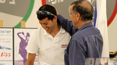 שחר צוברי אפרים זינגר (יוסי ציפקיס)