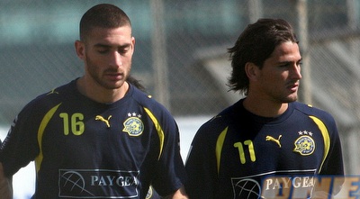 מאור בוזגלו ואלירן עטר עם פנים נפולות באימון (ליאור טימור)