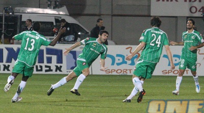 דבאלשווילי חוגג את השער (עמית מצפה) דבאלשווילי חוגג את השער (עמית מצפה)