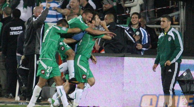 אריק בנאדו חוגג את הבישול היפה שלו עם מחווה לבנו הבכור (עמית מצפה) אריק בנאדו חוגג את הבישול היפה שלו עם מחווה לבנו הבכור (עמית מצפה)