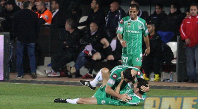 דבאלשווילי חוגג עם בנאדו את השער השני (עמית מצפה) דבאלשווילי חוגג עם בנאדו את השער השני (עמית מצפה)