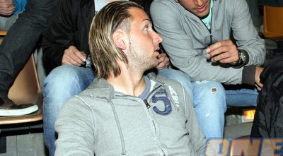 סטולר. חגג יום הולדת, עשוי לשחק בקישור (מור שאולי)