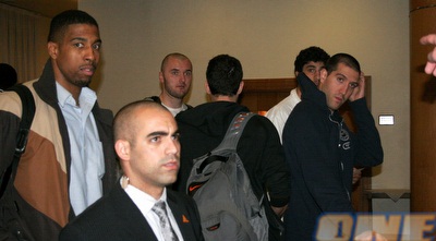 הנדריקס, בורשטיין, מצ´באן ואליהו בבית המלון (שרון קביליו)