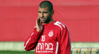 סלים טועמה. צריך לחשוב איך בדיוק מחזיקים את מרכז המגרש (דרור רוזנפלד) סלים טועמה. צריך לחשוב איך בדיוק מחזיקים את מרכז המגרש (דרור רוזנפלד)