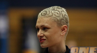 אניה מירקין (גיא בן זיו)