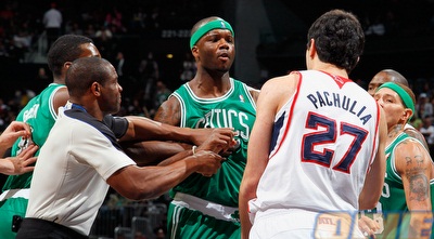 כשלא הולך, מחפשים את האש. אוניל ופאצ´וליה מתעמתים (GettyImages)