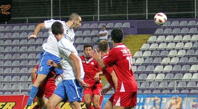 קפילוטו עולה לנגיחה (ליאור טימור)