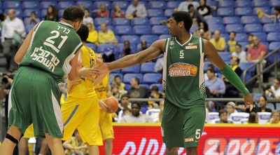 רובינסון (יוסי ציפקיס)