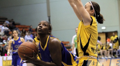 דורון וג´יימס (יוסי ציפקיס)