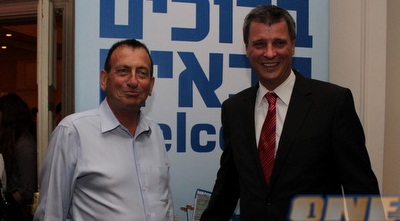 רון חולדאי. כבר לא מתרגש (מור שאולי)