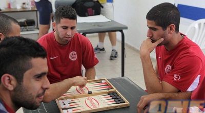 רועי דיין מתאמן בשש-בש לקראת בית&qout;ר (עמית מצפה)