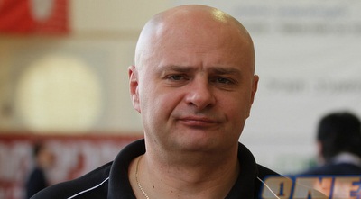 אולג בוטנקו מאמן אס&qout;א ת&qout;א (מור שאולי)