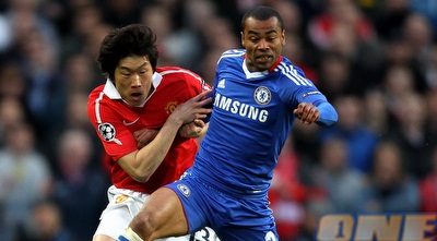 אשלי קול מקדים את פארק לכדור (GettyImages)