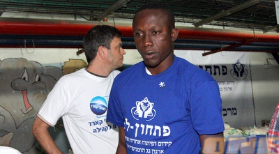 דלה איינוגבה (יניב גונן)