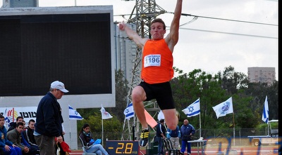 אנטולי מיננקו בדרך הבטוחה למדליה