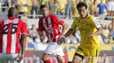 מאור בוזגלו מול וויליאם סוארס (יוסי ציפקיס) מאור בוזגלו מול וויליאם סוארס (יוסי ציפקיס)