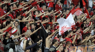 אוהדי הפועל ת&qout;א (יוסי ציפקיס)