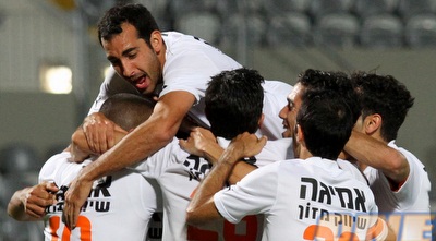 בני יהודה חוגגת שער. דין מורי מעל כולם (שי לוי) בני יהודה חוגגת שער. דין מורי מעל כולם (שי לוי)