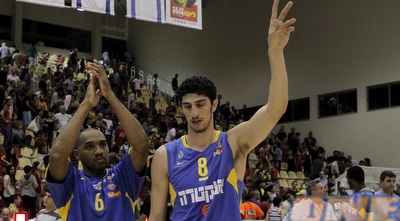 אליהו (יוסי ציפקיס) אליהו (יוסי ציפקיס)