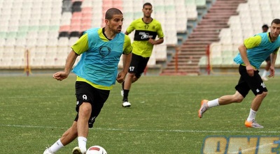 משה אוחיון בפעולה (מור שאולי)