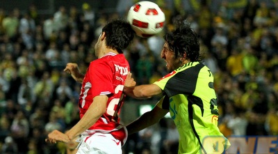 מאבק אווירי (שי לוי)