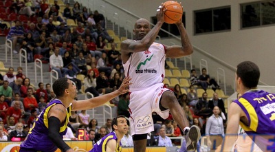 קילינגסוורת´. נכנס לעניינים אחרי פתיחה רעה (שי לוי)