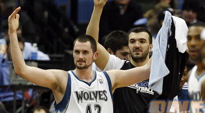 קווין לאב. אמון על השפלת האלופה (רויטרס)