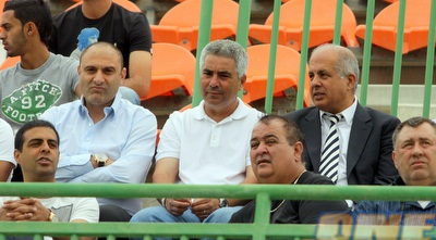 אבי לוזון, פרדי דוד, שינו זוארץ. המאמן שעזב והיו&qout;ר שמחפש מחליף (יניב גונן) אבי לוזון, פרדי דוד, שינו זוארץ. המאמן שעזב והיו&qout;ר שמחפש מחליף (יניב גונן)