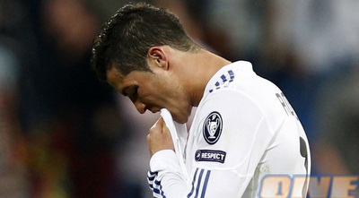 רונאלדו לא מפרגן למסי: &qout;הלוואי ואני הייתי משחק מול 10 שחקנים&qout; רויטרס)