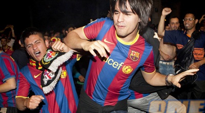 החגיגות הברצלונה נמשכו אל תוך הלילה (רויטרס)