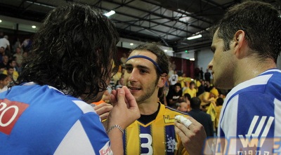 נאמן מסביר למטלון מי יותר טוב  (מור שאולי)