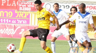 בן הרוש מקדים את נג´ובו (משה חרמון)