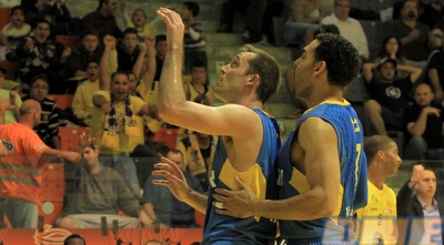 בלו תומך באידסון (שרון קביליו) בלו תומך באידסון (שרון קביליו)