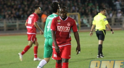 טוטו תמוז מאוכזב במהלך המשחק האחרון מול מכבי חיפה. איזה תמונה נראה הפעם? (עמית מצפה) טוטו תמוז מאוכזב במהלך המשחק האחרון מול מכבי חיפה. איזה תמונה נראה הפעם? (עמית מצפה)