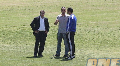 קורנפיין ורוני לוי משוחחים (גיא בן זיו)