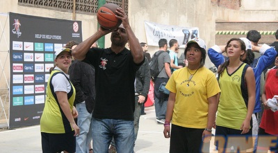 דריק שארפ (יעל מרגלית)