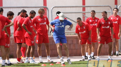 שחקני סכנין באימון (עמית מצפה) שחקני סכנין באימון (עמית מצפה)