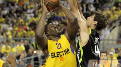 טומיץ´ שומר על סופו, מספרד לרוסיה? (יוסי ציפקיס)