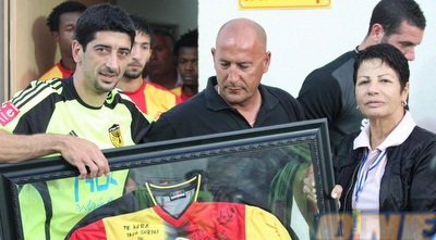 גונזאלס (גיא בן זיו)