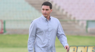 דורה (משה חרמון)