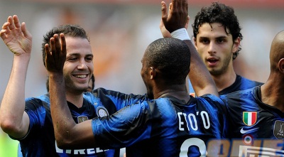 סמואל אטו חוגג עם ג´יאמפאולו פאציני (GettyImages)