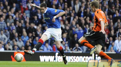 לאפרטי מכניע את פרניש. ריינג´רס מתקרבת בצעדי ענק לתואר (רויטרס)