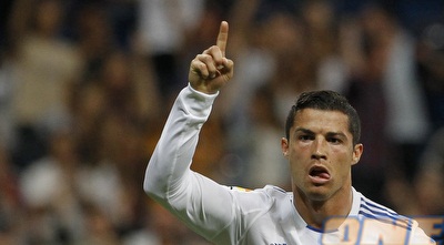 כריסטיאנו רונאלדו חוגג (רויטרס)