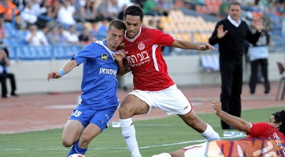 זהבי נאבק בגבאי (יוסי ציפקיס) זהבי נאבק בגבאי (יוסי ציפקיס)