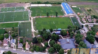 מתחם האקדמיה על שם פושקאש (בעז גורן) מתחם האקדמיה על שם פושקאש (בעז גורן)