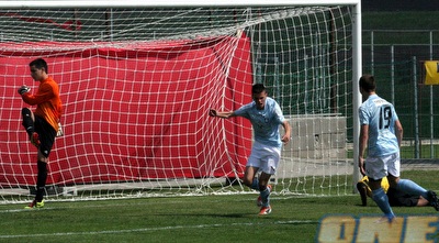 מאלמו חוגגת על חשבון טוברוק (בעז גורן) מאלמו חוגגת על חשבון טוברוק (בעז גורן)