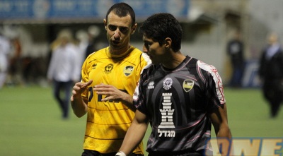 קרלוס אריאס ומריאנו קפוארלה המאוכזבים בסיום (מור שאולי)