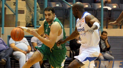 אלישי כדיר מול קורי קאר (יניב גונן)